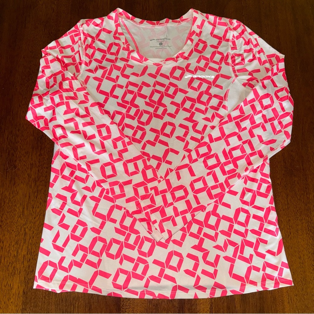 Brooks Equilibrium Technology Long Sleeve Running Shirt Pink White Size Large